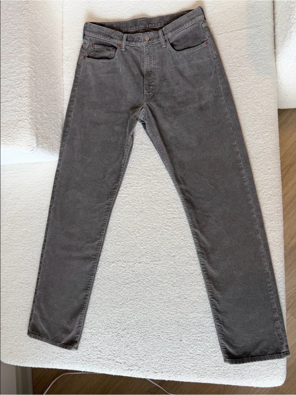 Buck Mason Corduroy Straight-Leg Pants in Gray